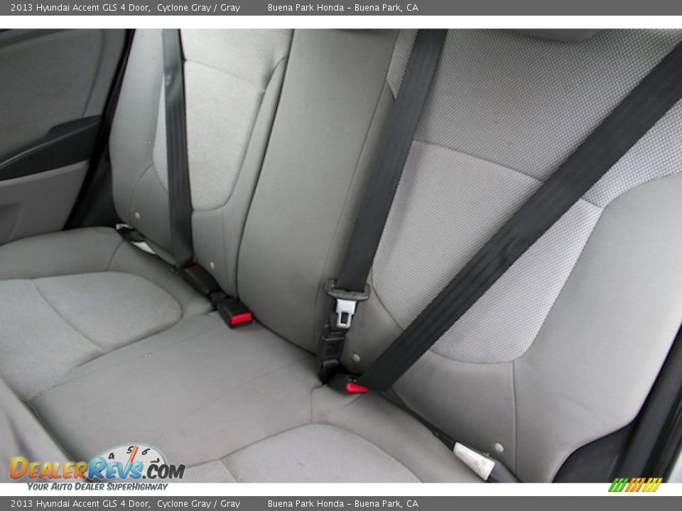 2013 Hyundai Accent GLS 4 Door Cyclone Gray / Gray Photo #15