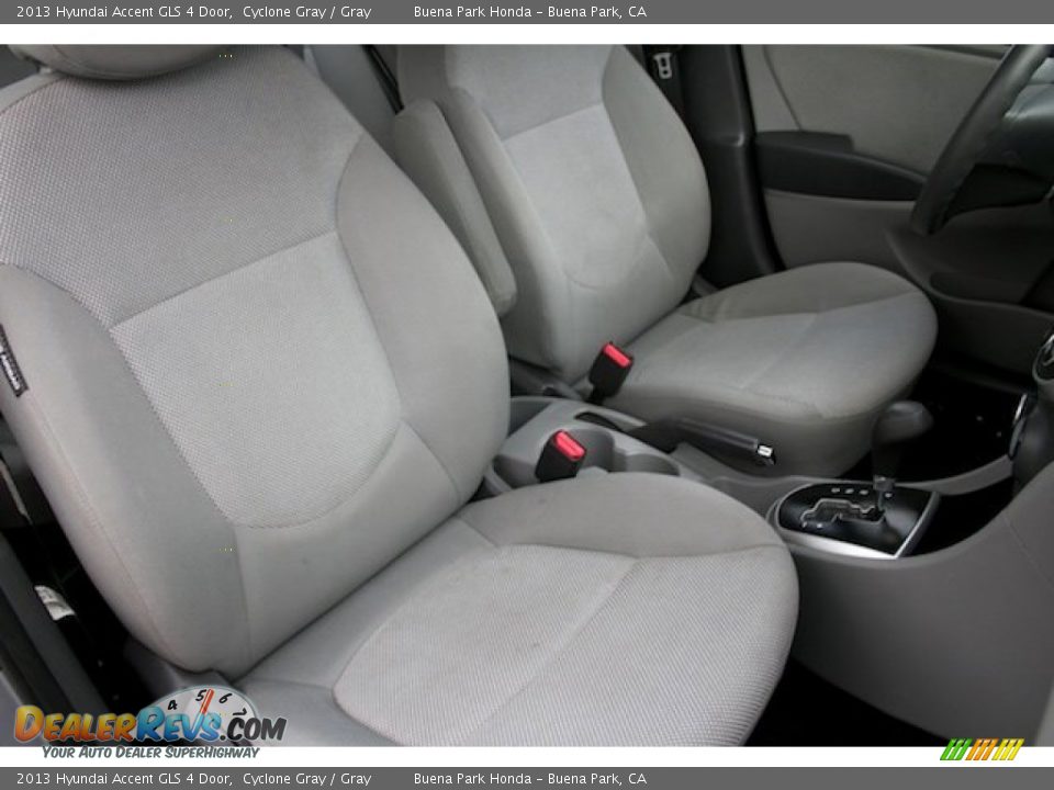 2013 Hyundai Accent GLS 4 Door Cyclone Gray / Gray Photo #19