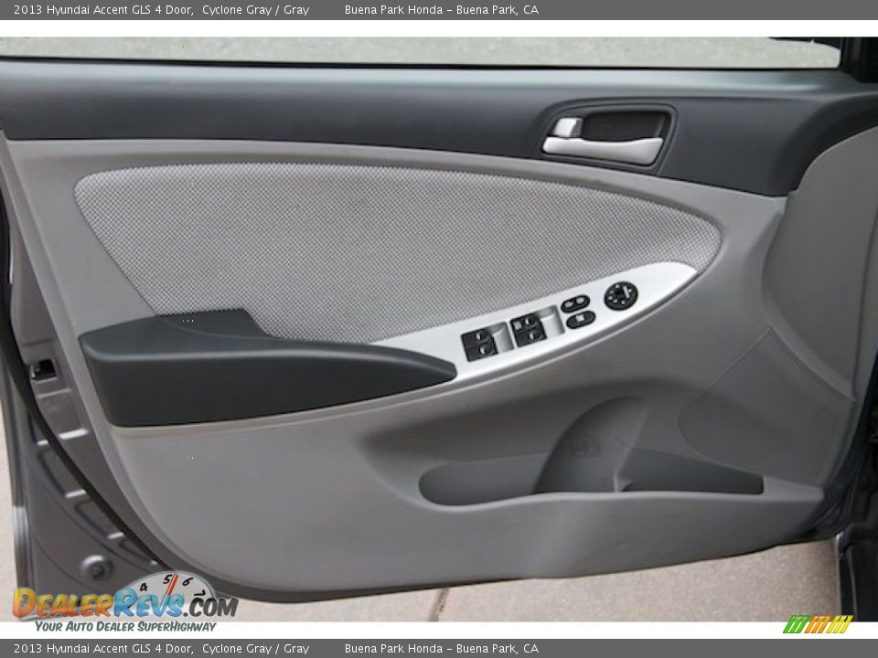 2013 Hyundai Accent GLS 4 Door Cyclone Gray / Gray Photo #21