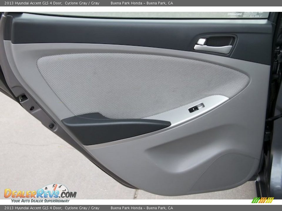 2013 Hyundai Accent GLS 4 Door Cyclone Gray / Gray Photo #22