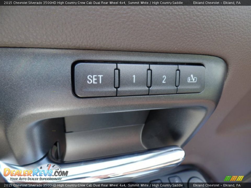 2015 Chevrolet Silverado 3500HD High Country Crew Cab Dual Rear Wheel 4x4 Summit White / High Country Saddle Photo #18