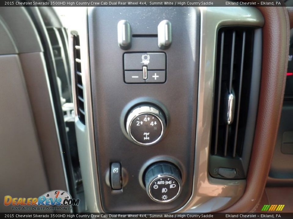2015 Chevrolet Silverado 3500HD High Country Crew Cab Dual Rear Wheel 4x4 Summit White / High Country Saddle Photo #27