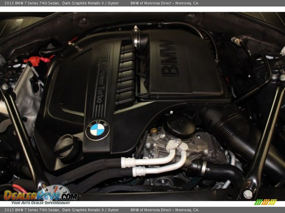 2013 BMW 7 Series 740i Sedan Dark Graphite Metallic II / Oyster Photo #19