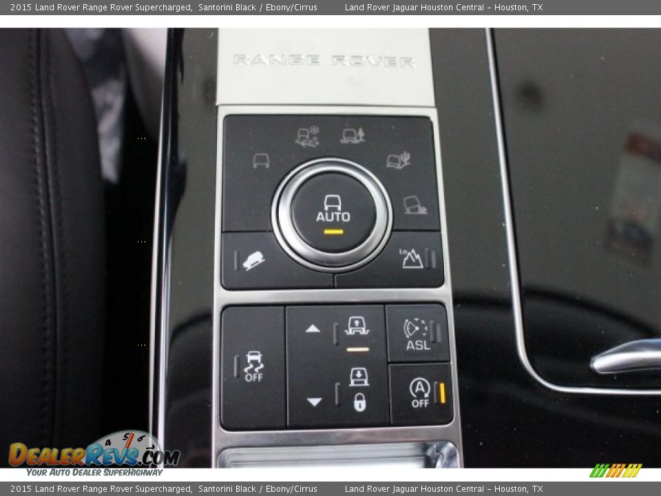 Controls of 2015 Land Rover Range Rover Supercharged Photo #19