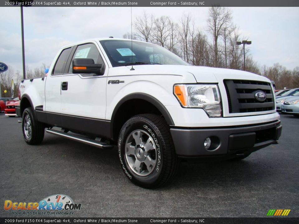 2009 Ford F150 FX4 SuperCab 4x4 Oxford White / Black/Medium Stone Photo #1