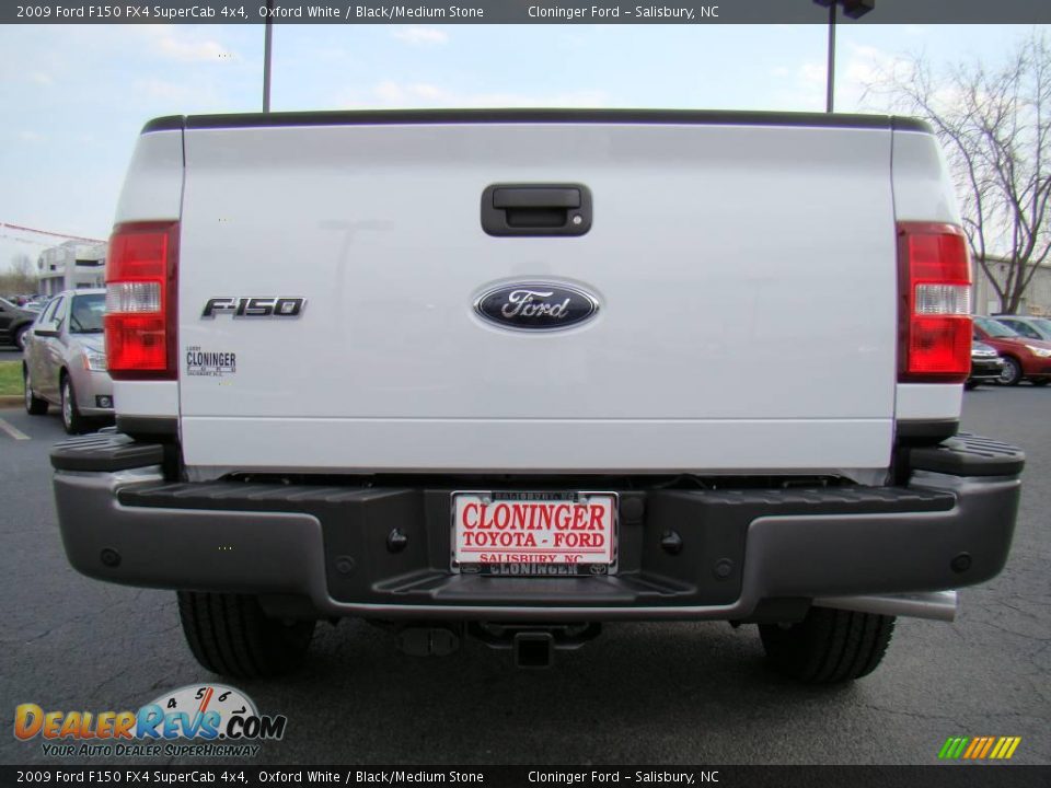 2009 Ford F150 FX4 SuperCab 4x4 Oxford White / Black/Medium Stone Photo #4