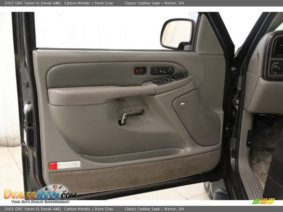 Door Panel of 2003 GMC Yukon XL Denali AWD Photo #4