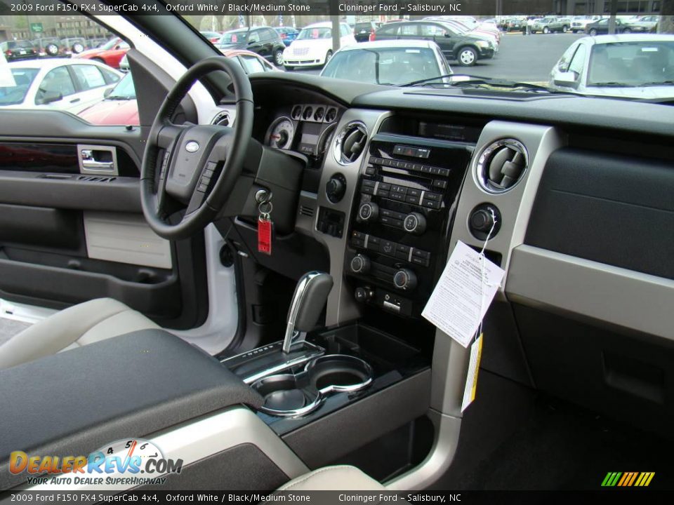 2009 Ford F150 FX4 SuperCab 4x4 Oxford White / Black/Medium Stone Photo #13