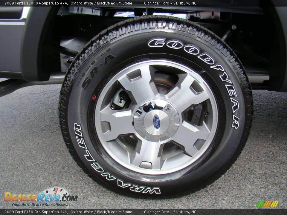 2009 Ford F150 FX4 SuperCab 4x4 Oxford White / Black/Medium Stone Photo #16