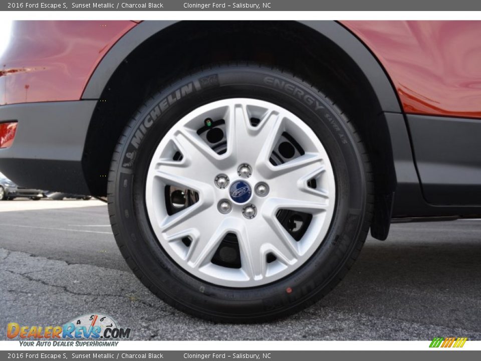 2016 Ford Escape S Wheel Photo #5