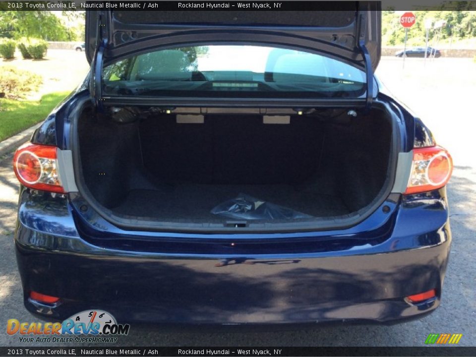 2013 Toyota Corolla LE Nautical Blue Metallic / Ash Photo #20