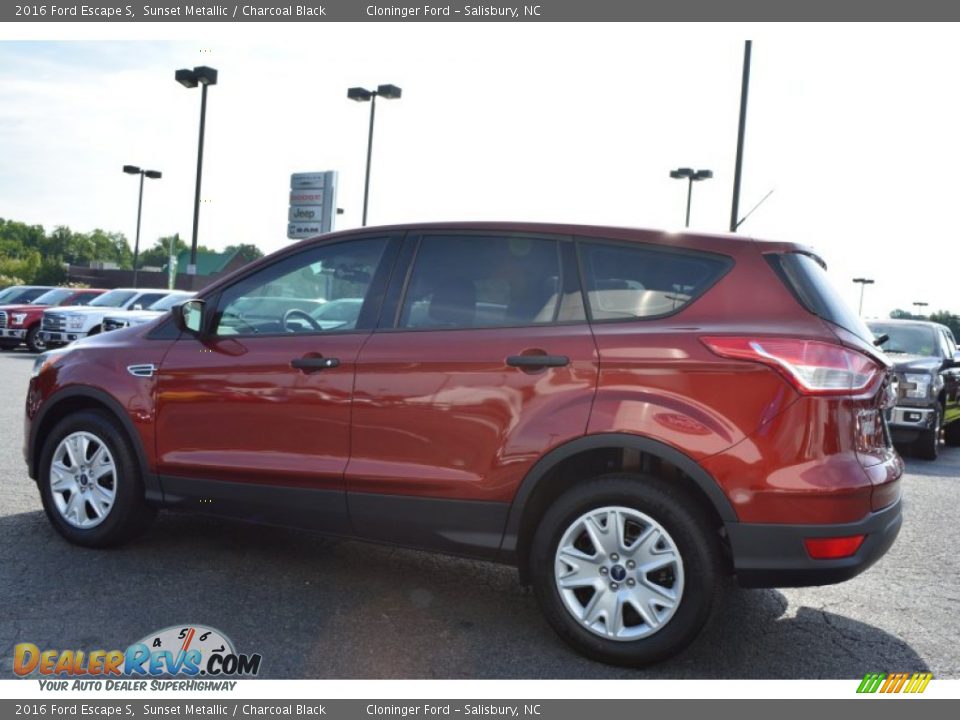 2016 Ford Escape S Sunset Metallic / Charcoal Black Photo #20