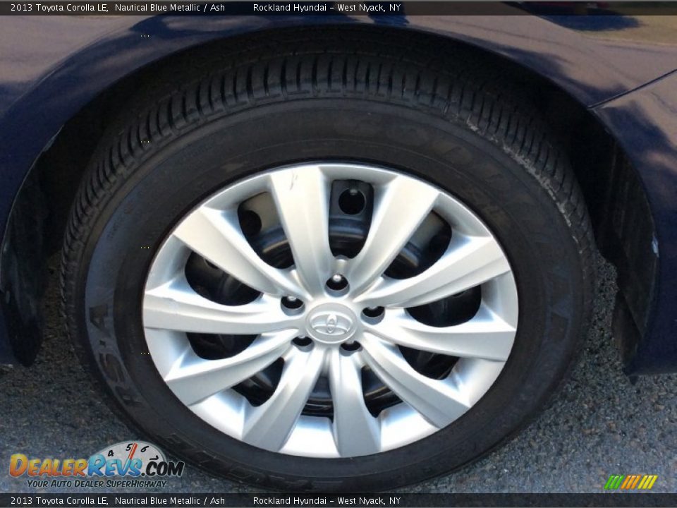 2013 Toyota Corolla LE Nautical Blue Metallic / Ash Photo #26