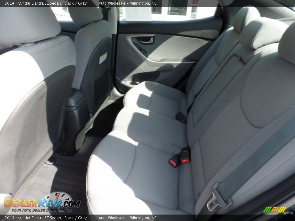 2014 Hyundai Elantra SE Sedan Black / Gray Photo #12