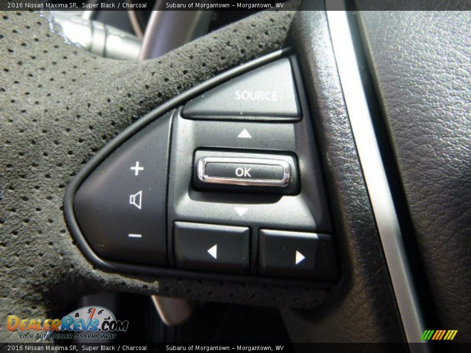 Controls of 2016 Nissan Maxima SR Photo #19