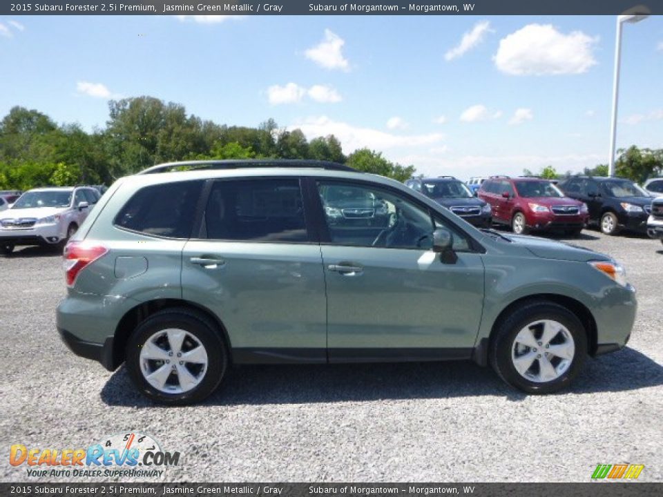 2015 Subaru Forester 2.5i Premium Jasmine Green Metallic / Gray Photo #3