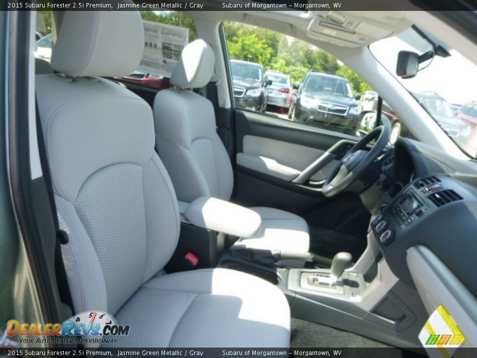 2015 Subaru Forester 2.5i Premium Jasmine Green Metallic / Gray Photo #9