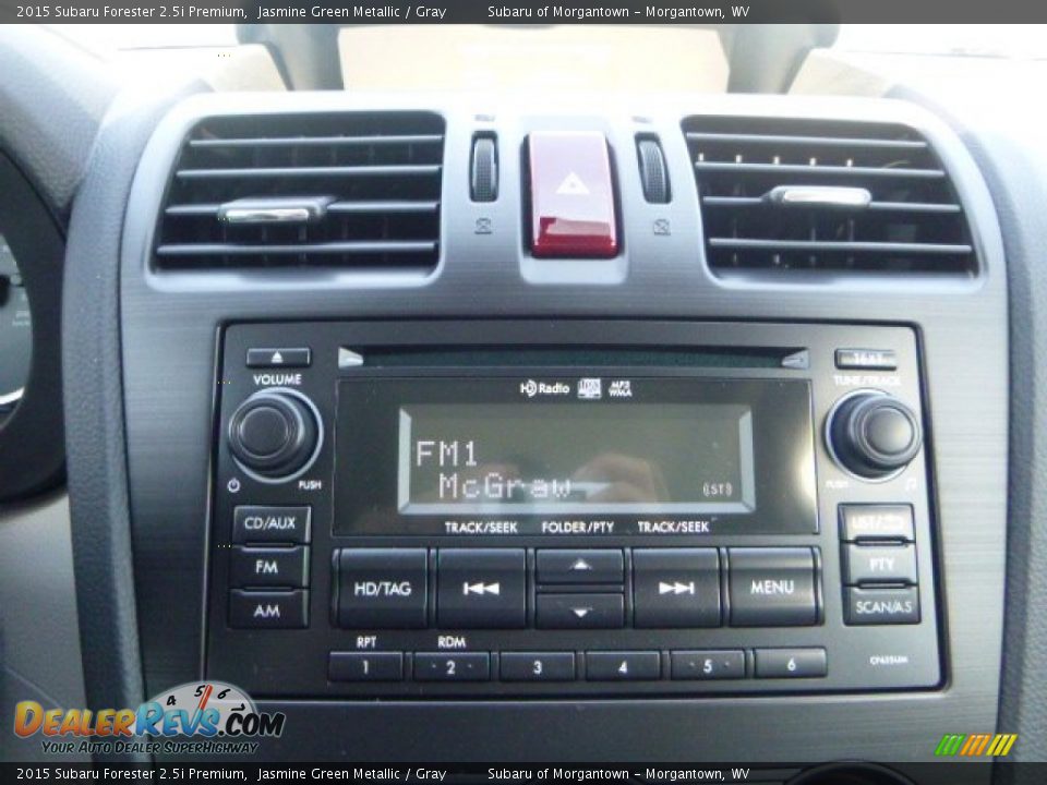 2015 Subaru Forester 2.5i Premium Jasmine Green Metallic / Gray Photo #18