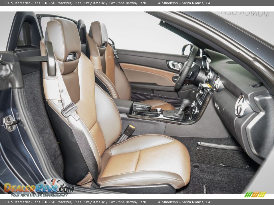 Two-tone Brown/Black Interior - 2015 Mercedes-Benz SLK 250 Roadster Photo #2