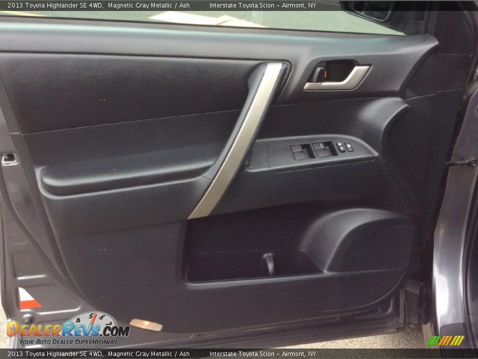 2013 Toyota Highlander SE 4WD Magnetic Gray Metallic / Ash Photo #7