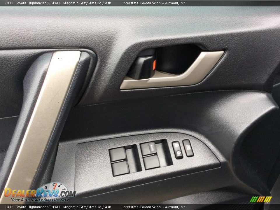 2013 Toyota Highlander SE 4WD Magnetic Gray Metallic / Ash Photo #8