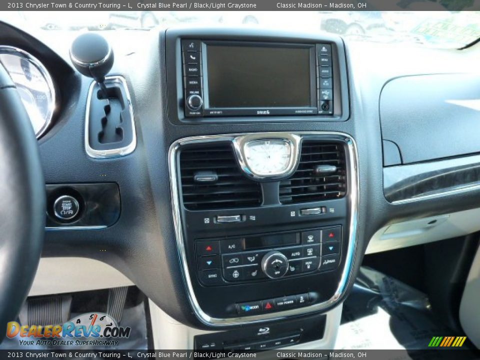 2013 Chrysler Town & Country Touring - L Crystal Blue Pearl / Black/Light Graystone Photo #7