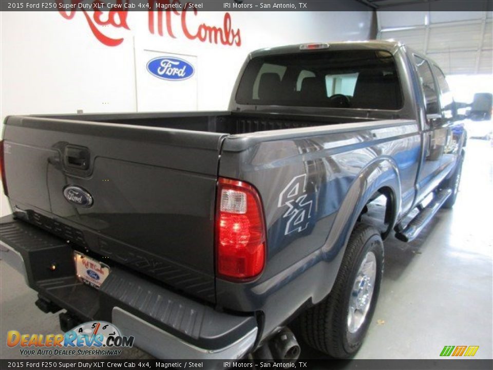 2015 Ford F250 Super Duty XLT Crew Cab 4x4 Magnetic / Steel Photo #8