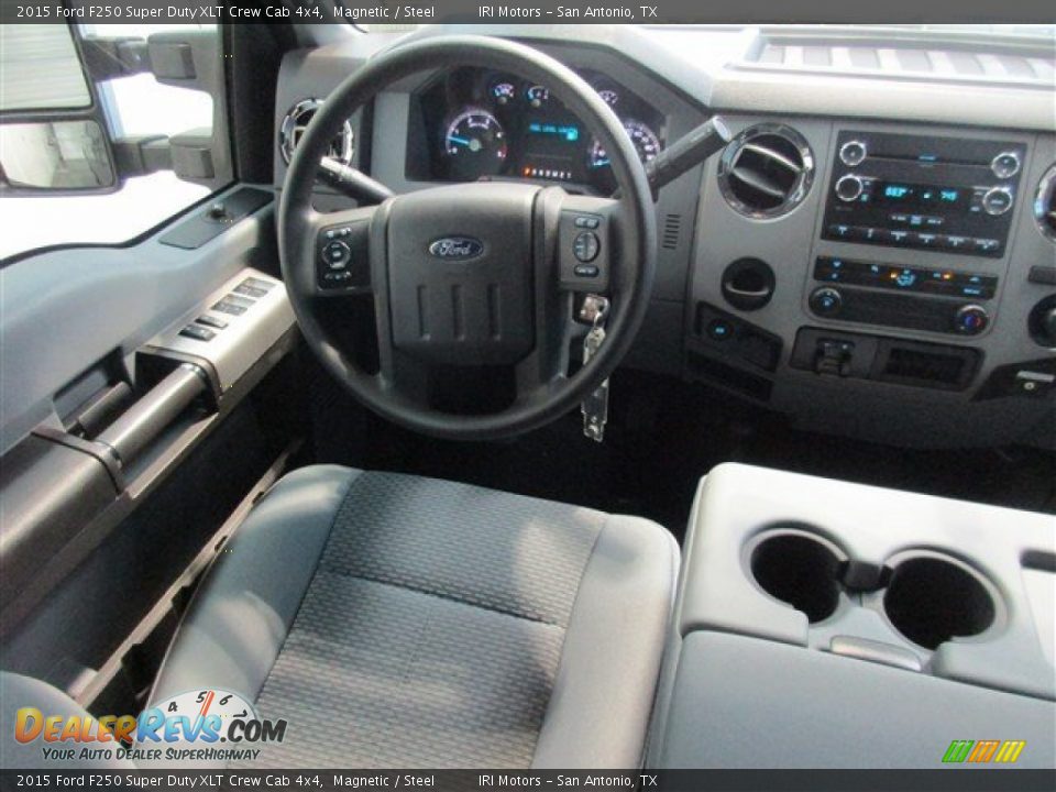 2015 Ford F250 Super Duty XLT Crew Cab 4x4 Magnetic / Steel Photo #12