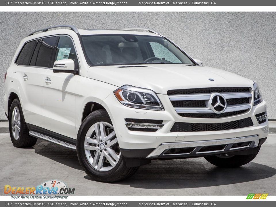 Front 3/4 View of 2015 Mercedes-Benz GL 450 4Matic Photo #9