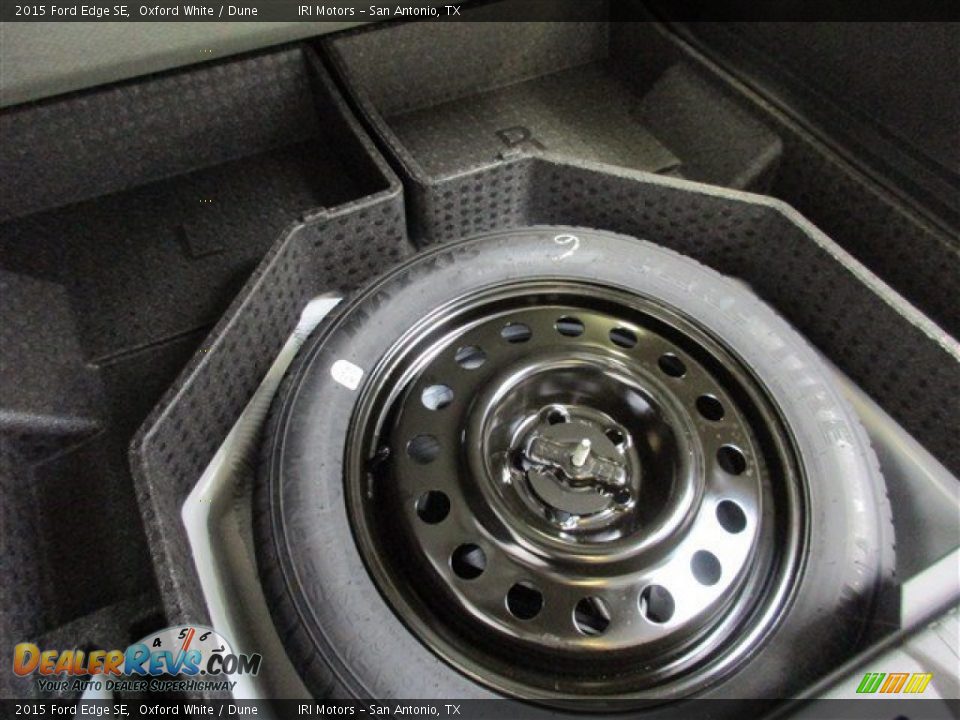 2015 Ford Edge SE Oxford White / Dune Photo #12