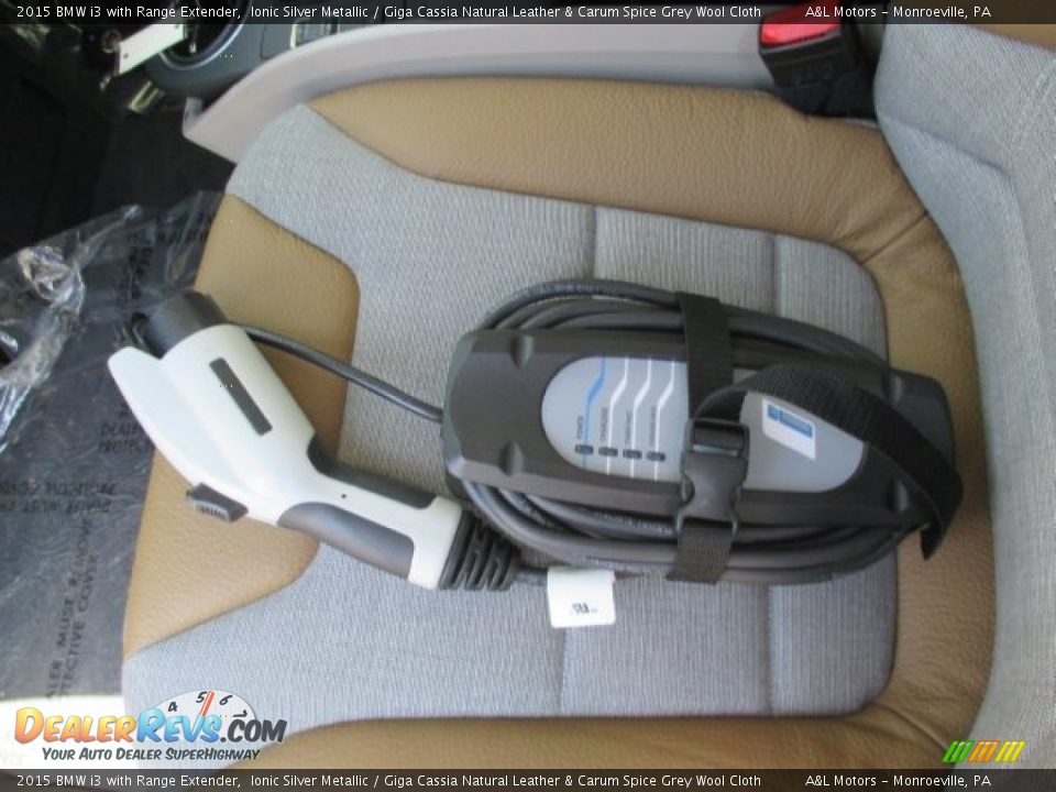 2015 BMW i3 with Range Extender Ionic Silver Metallic / Giga Cassia Natural Leather & Carum Spice Grey Wool Cloth Photo #12