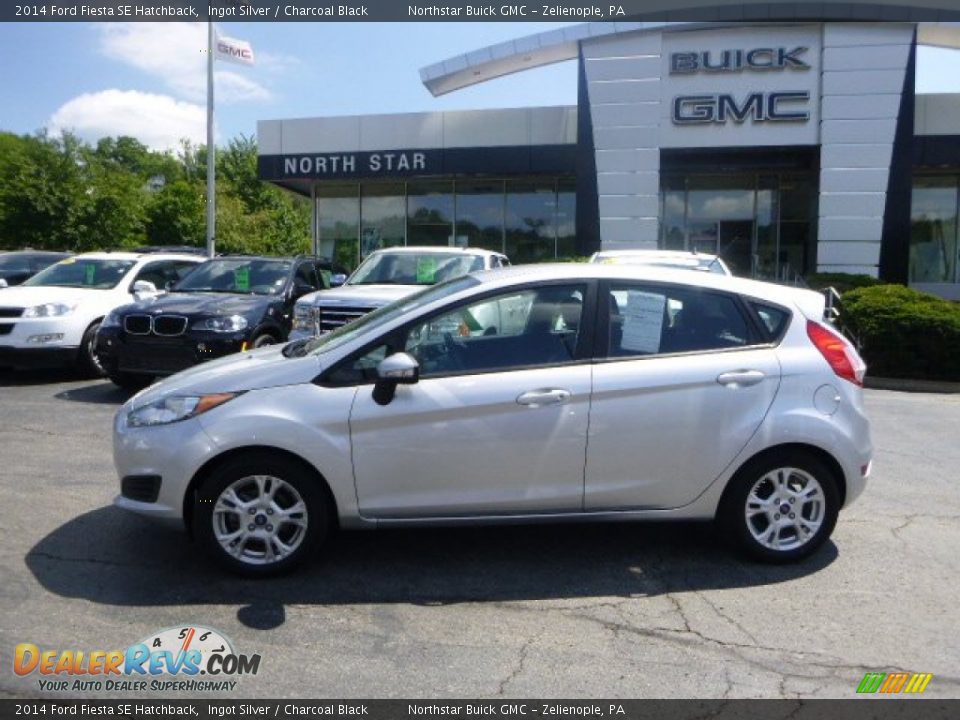 2014 Ford Fiesta SE Hatchback Ingot Silver / Charcoal Black Photo #2
