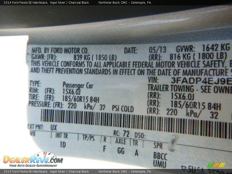 2014 Ford Fiesta SE Hatchback Ingot Silver / Charcoal Black Photo #15