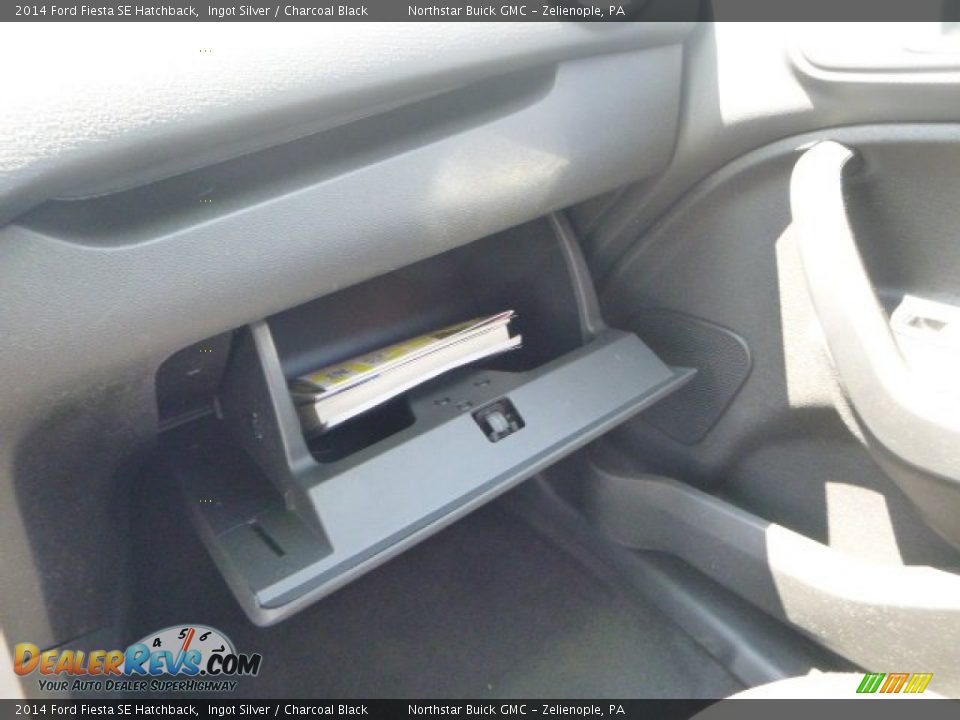 2014 Ford Fiesta SE Hatchback Ingot Silver / Charcoal Black Photo #20