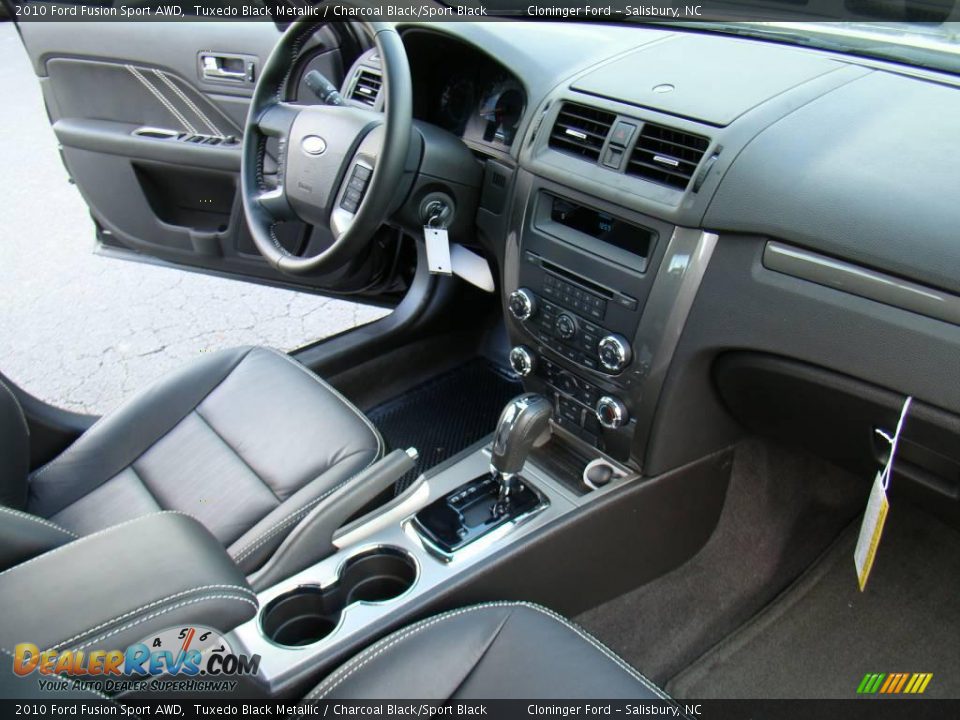 2010 Ford Fusion Sport AWD Tuxedo Black Metallic / Charcoal Black/Sport Black Photo #13