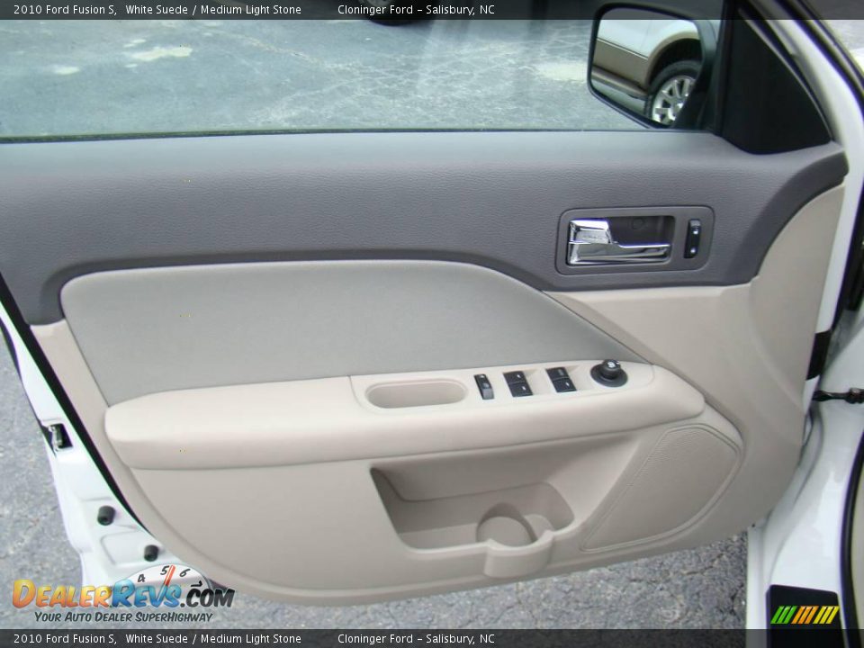 2010 Ford Fusion S White Suede / Medium Light Stone Photo #17