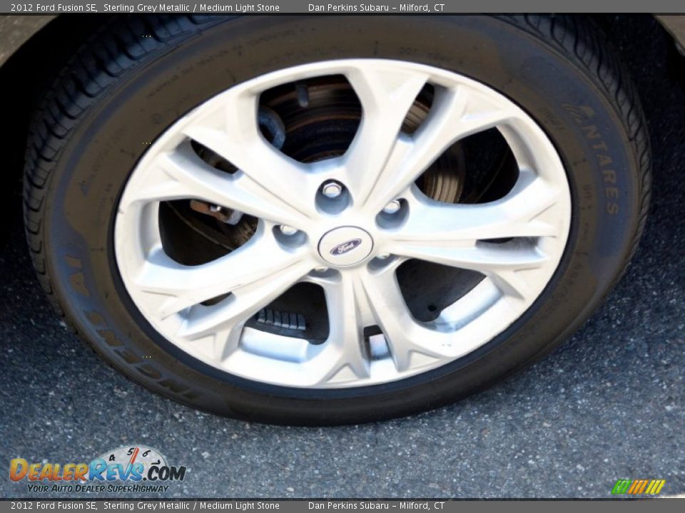 2012 Ford Fusion SE Sterling Grey Metallic / Medium Light Stone Photo #21