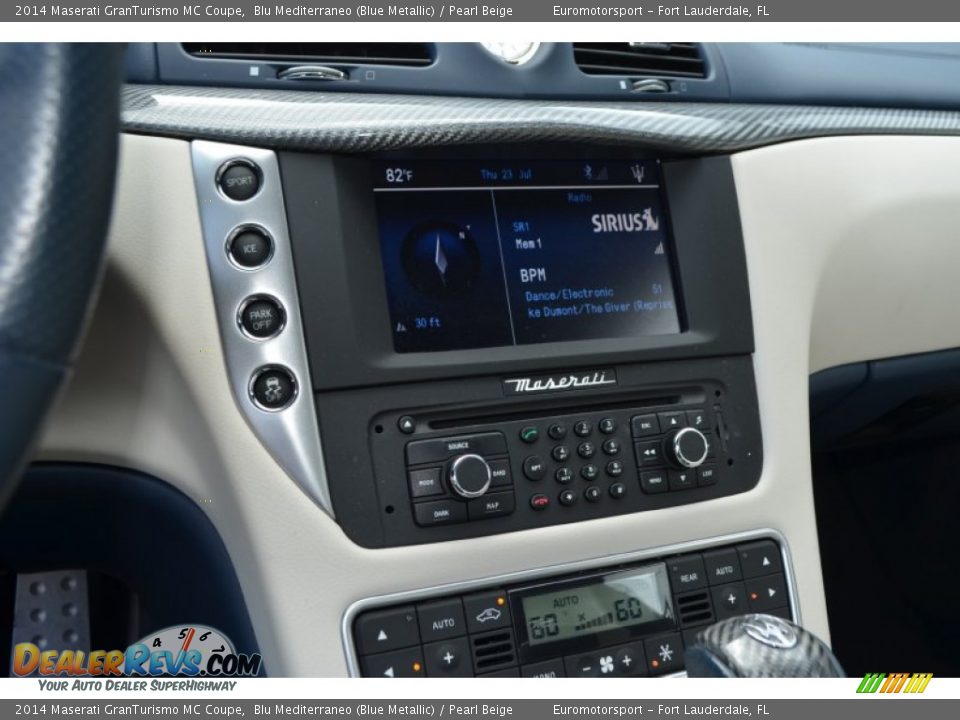 Controls of 2014 Maserati GranTurismo MC Coupe Photo #32