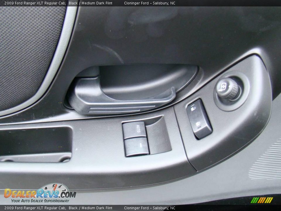 2009 Ford Ranger XLT Regular Cab Black / Medium Dark Flint Photo #15