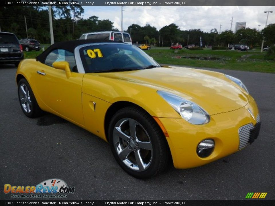 2007 Pontiac Solstice Roadster Mean Yellow / Ebony Photo #9
