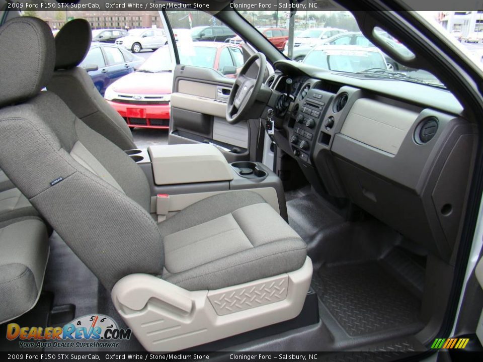 2009 Ford F150 STX SuperCab Oxford White / Stone/Medium Stone Photo #11