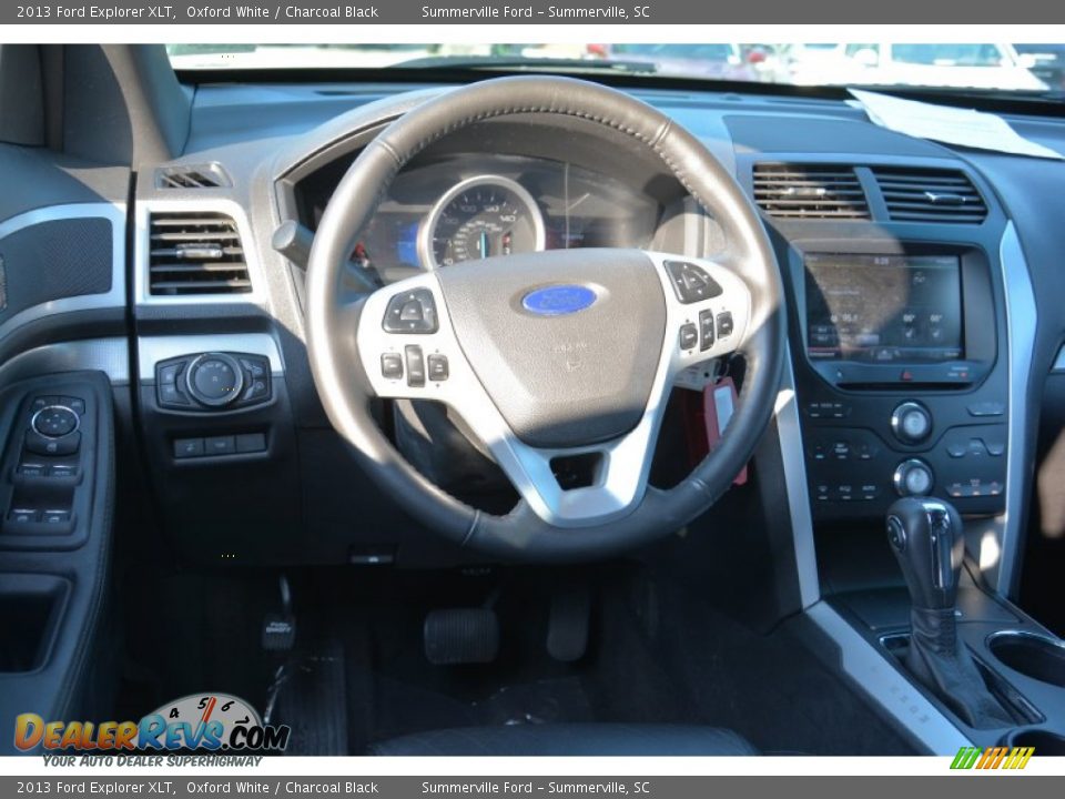 2013 Ford Explorer XLT Oxford White / Charcoal Black Photo #9