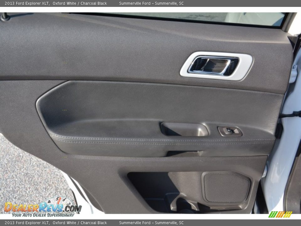 2013 Ford Explorer XLT Oxford White / Charcoal Black Photo #14