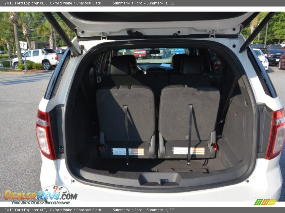 2013 Ford Explorer XLT Oxford White / Charcoal Black Photo #15