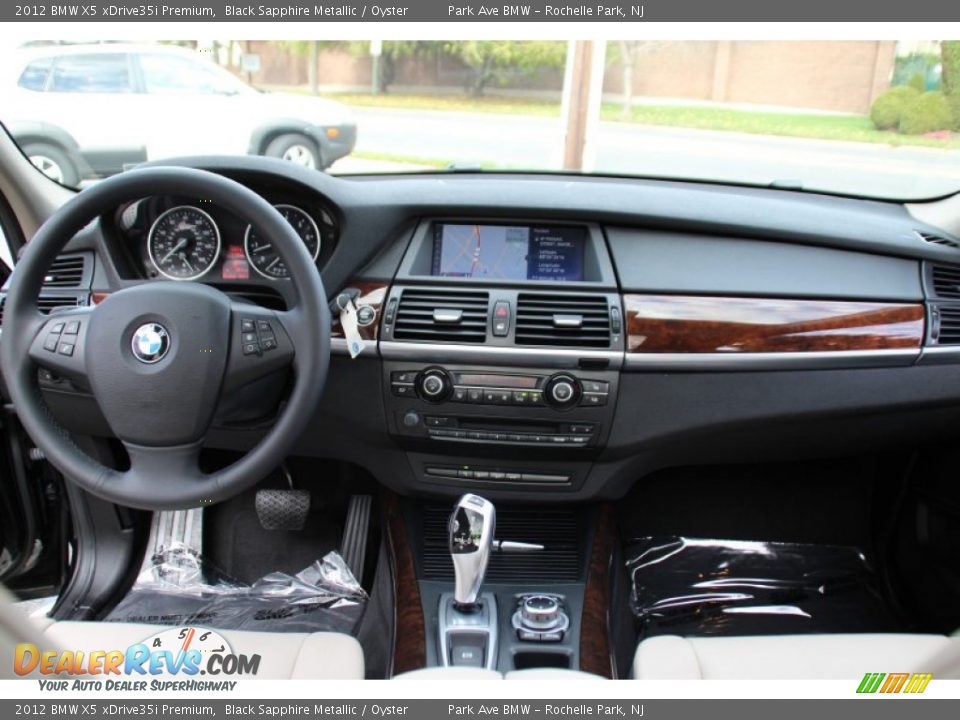 2012 BMW X5 xDrive35i Premium Black Sapphire Metallic / Oyster Photo #16