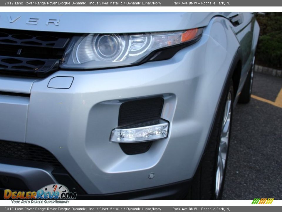 2012 Land Rover Range Rover Evoque Dynamic Indus Silver Metallic / Dynamic Lunar/Ivory Photo #28