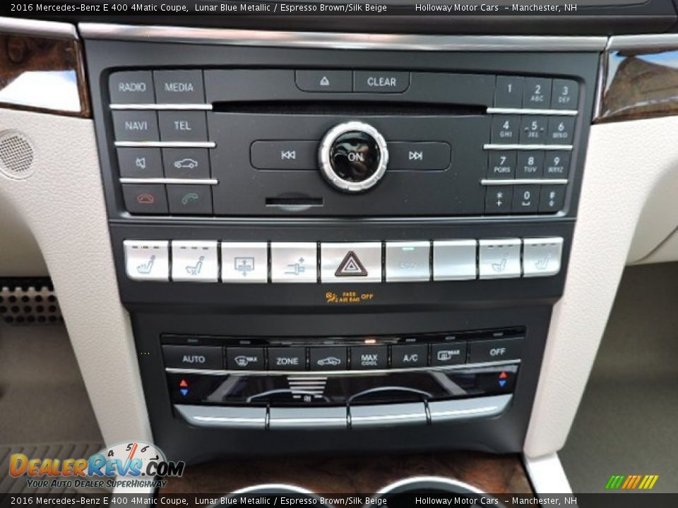 Controls of 2016 Mercedes-Benz E 400 4Matic Coupe Photo #15