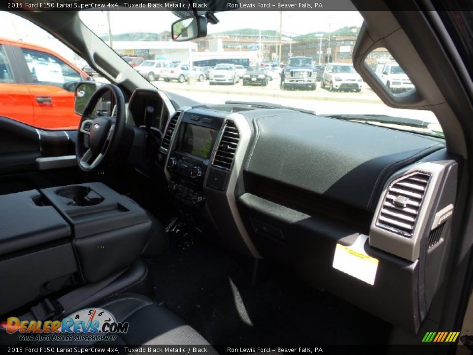 2015 Ford F150 Lariat SuperCrew 4x4 Tuxedo Black Metallic / Black Photo #2