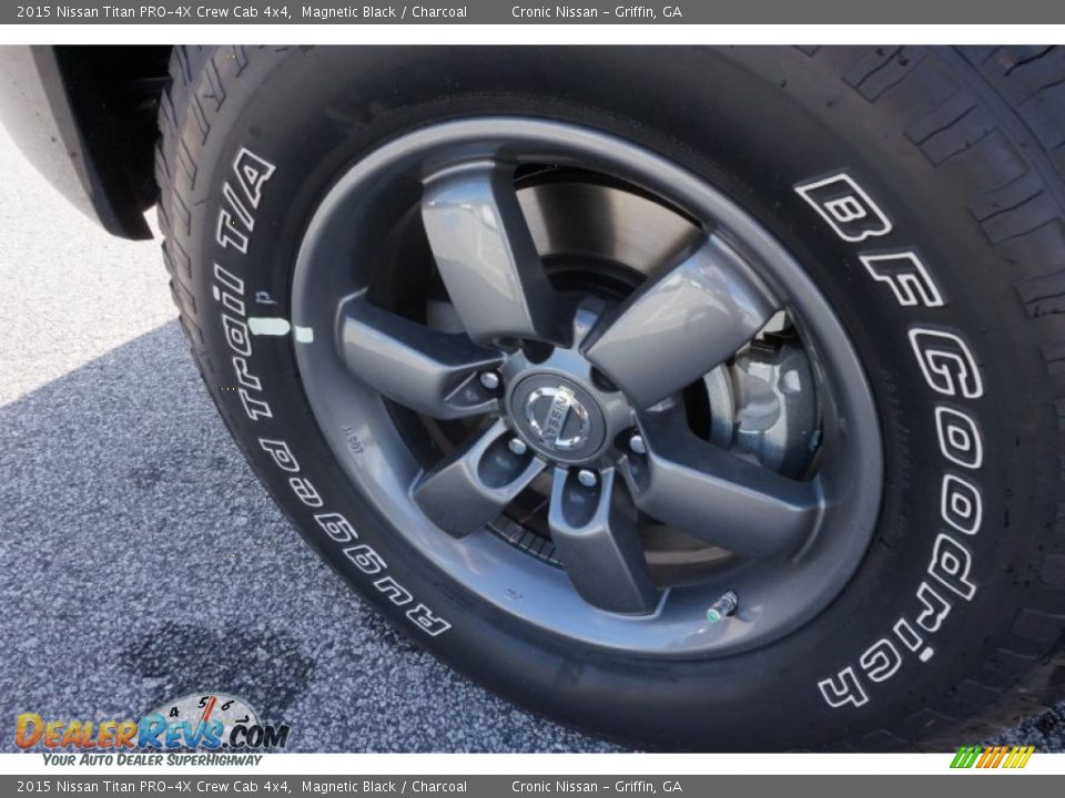 2015 Nissan Titan PRO-4X Crew Cab 4x4 Magnetic Black / Charcoal Photo #11