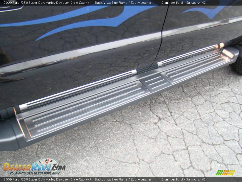 2009 Ford F250 Super Duty Harley Davidson Crew Cab 4x4 Black/Vista Blue Flame / Ebony Leather Photo #16